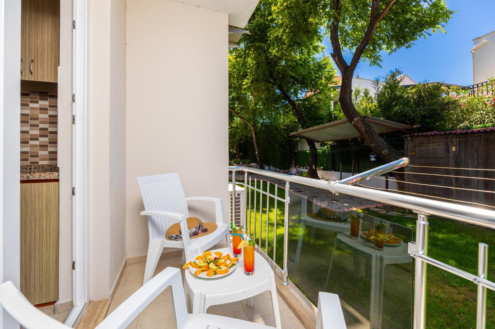 Safak Oasis Hotel Дальян Экстерьер фото